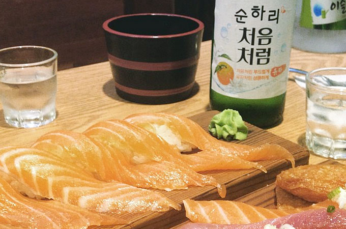 寿司と焼酎 韓国でゆず焼酎（유자소주）